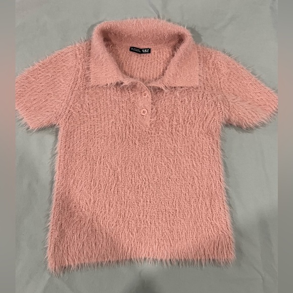 Zara Sweaters - Zara fuzzy cropped short sleeve sweater